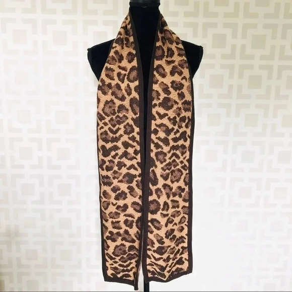 Joan Vass Leopard Print Cashmere Blend Scarf - Picture 1 of 4